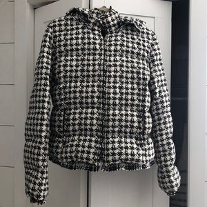 Down jacket with removable hood